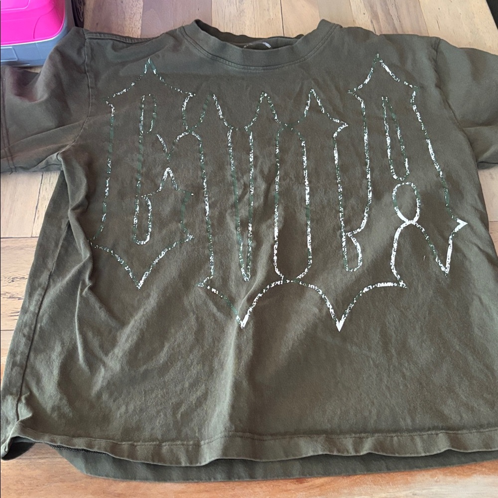 CVLA men’s boxy Tee in Olive